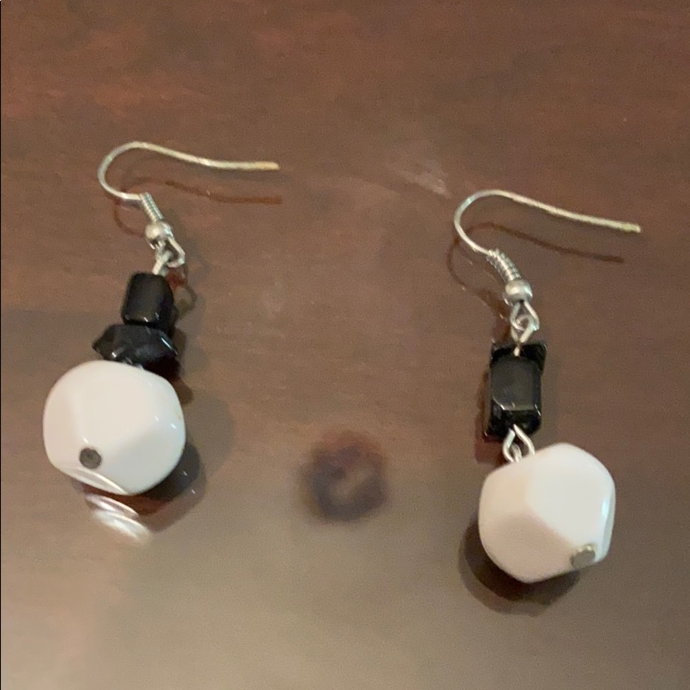 Black and white Earrings